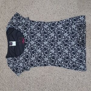 5/$25⭐ Wrapper Sparkly Cap Sleeve Top Size Small